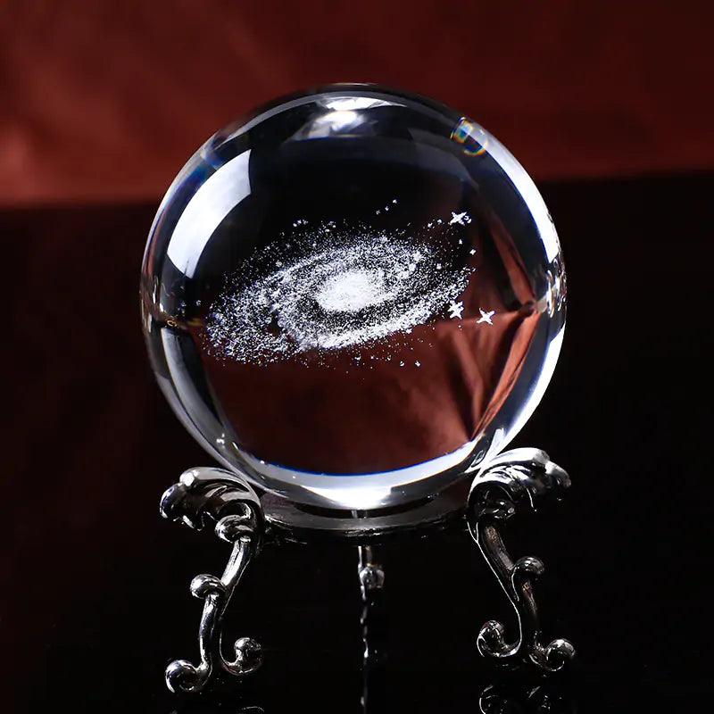 Boule de cristal miniature 3D Galaxy 6/8 cm