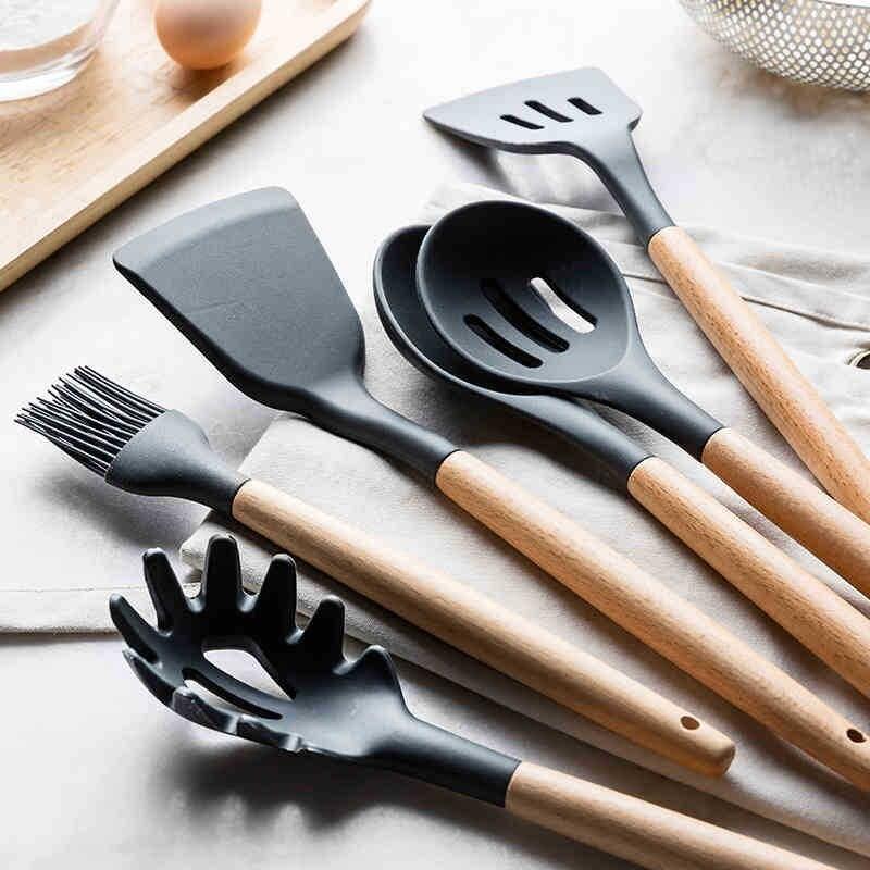 Spatule et cuillère antiadhésives