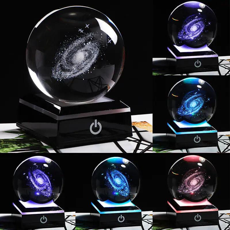 Boule de cristal miniature 3D Galaxy 6/8 cm