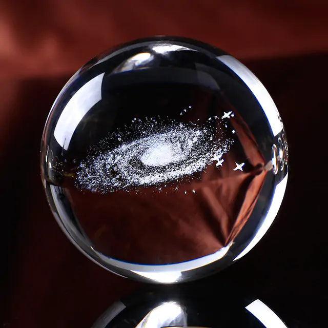 Boule de cristal miniature 3D Galaxy 6/8 cm