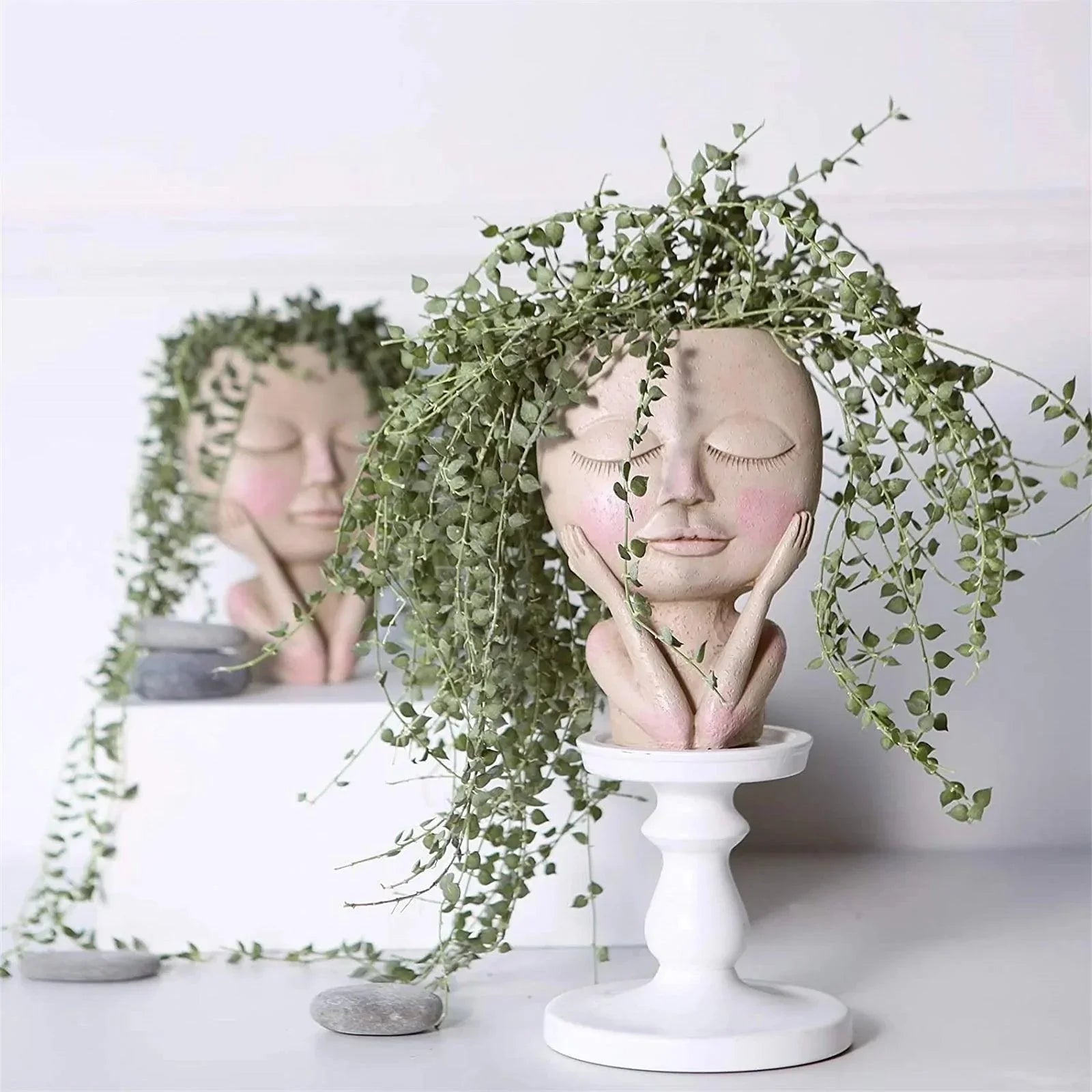 Jardinière à fleurs en forme de tête de fille, succulente
