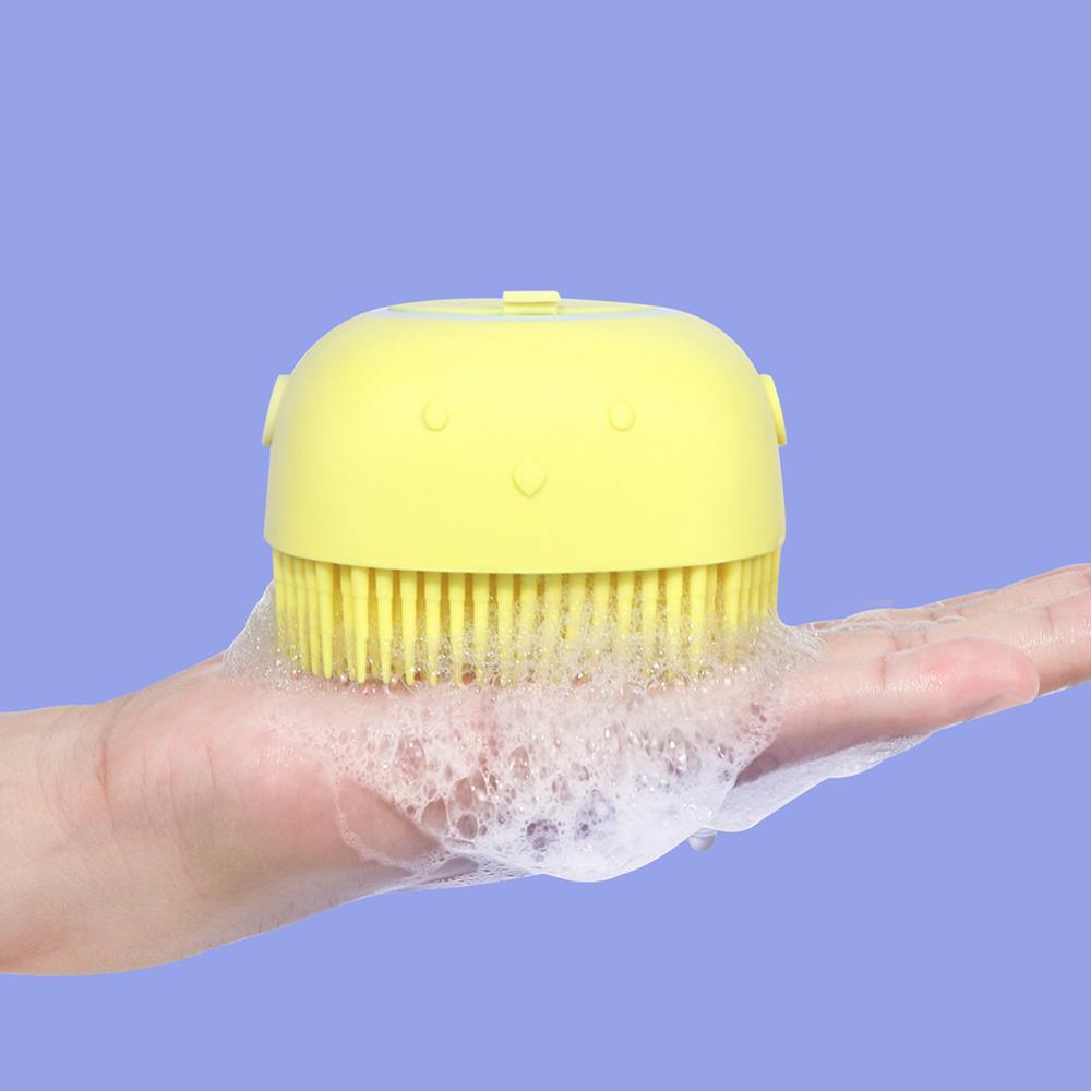 Brosse de bain pour chien mignon